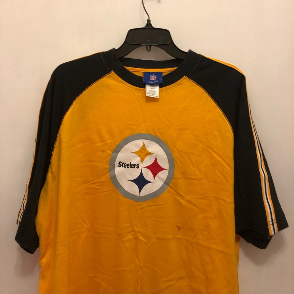 Rare NFL men's T-shirt, size L/G/G